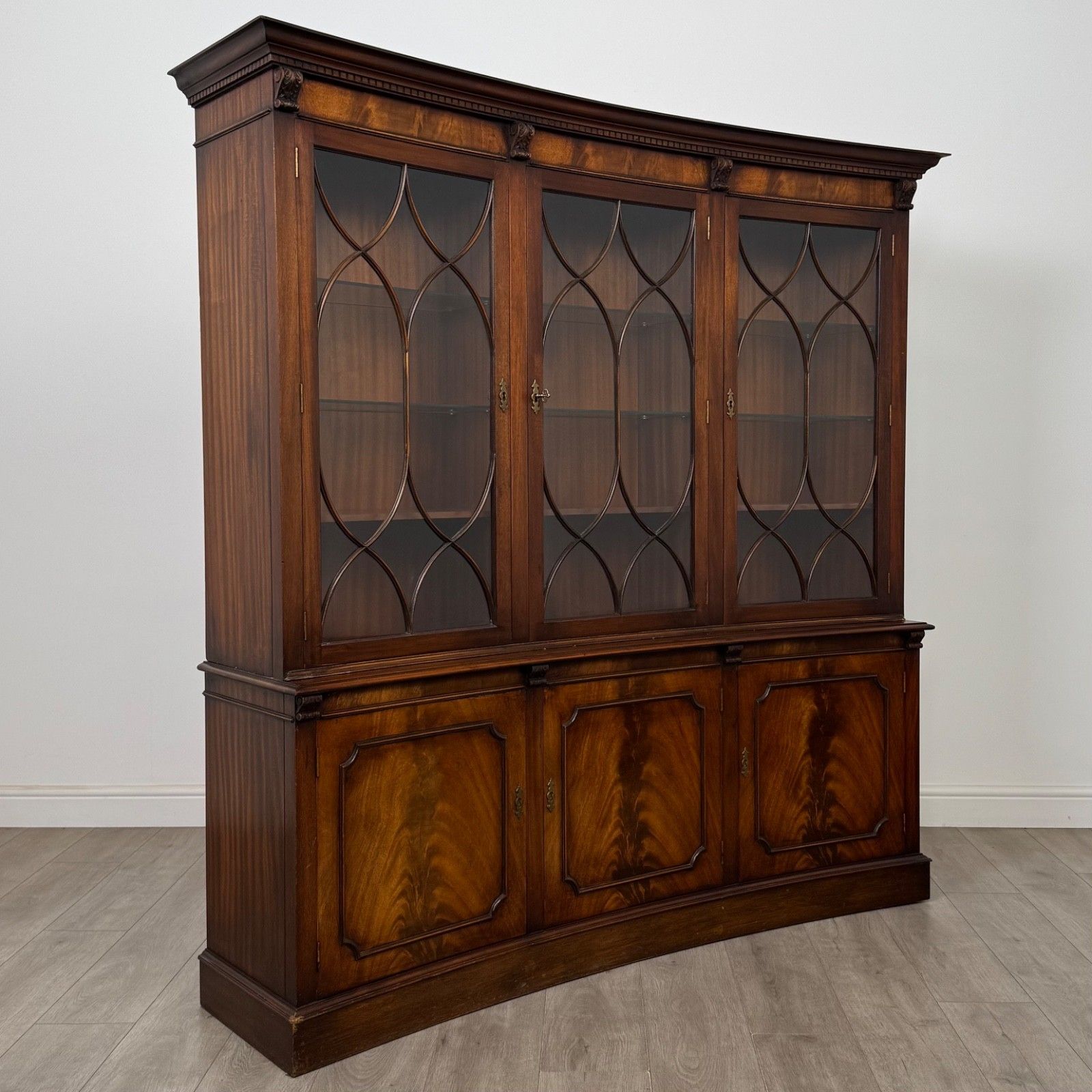 photo furniture Antique 20th Century Concave Bookcase In Mahogany ( Af 5840 )