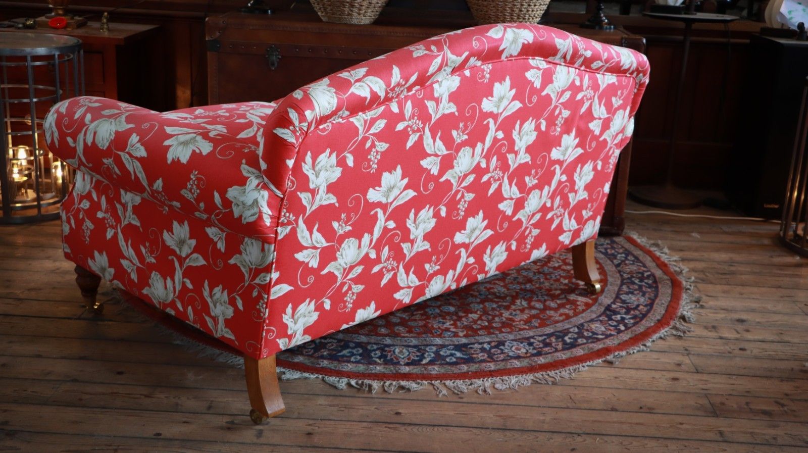 photo vinterior Beaumont And Fletcher George Smith Style Small 2 Seater Sofa Crimson Floral 🚚