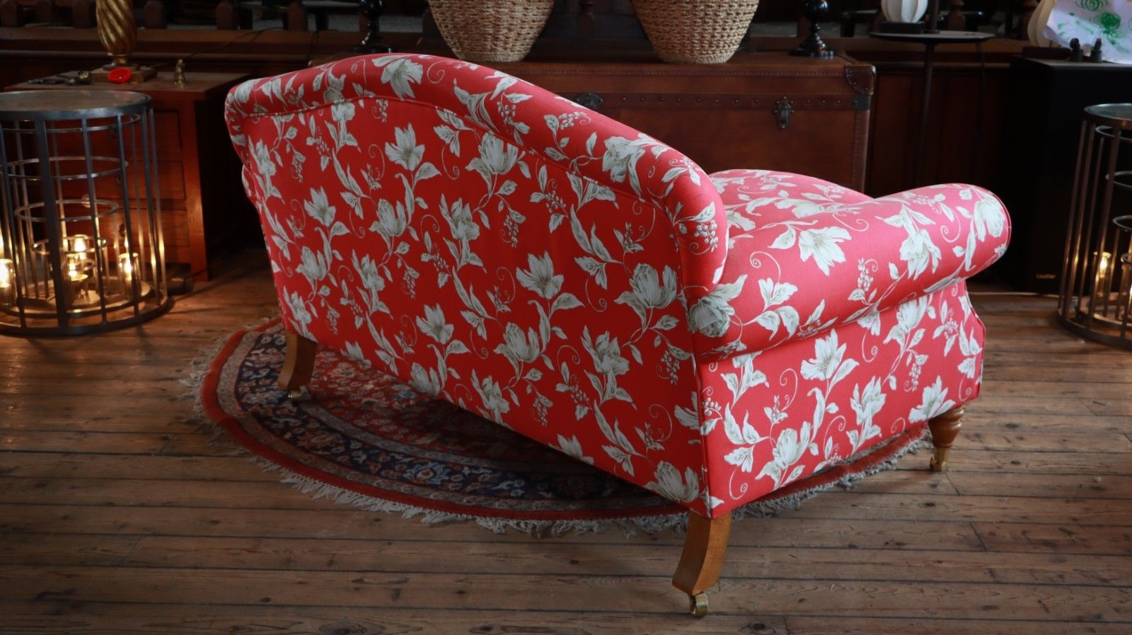 photo vintage Beaumont And Fletcher George Smith Style Small 2 Seater Sofa Crimson Floral 🚚