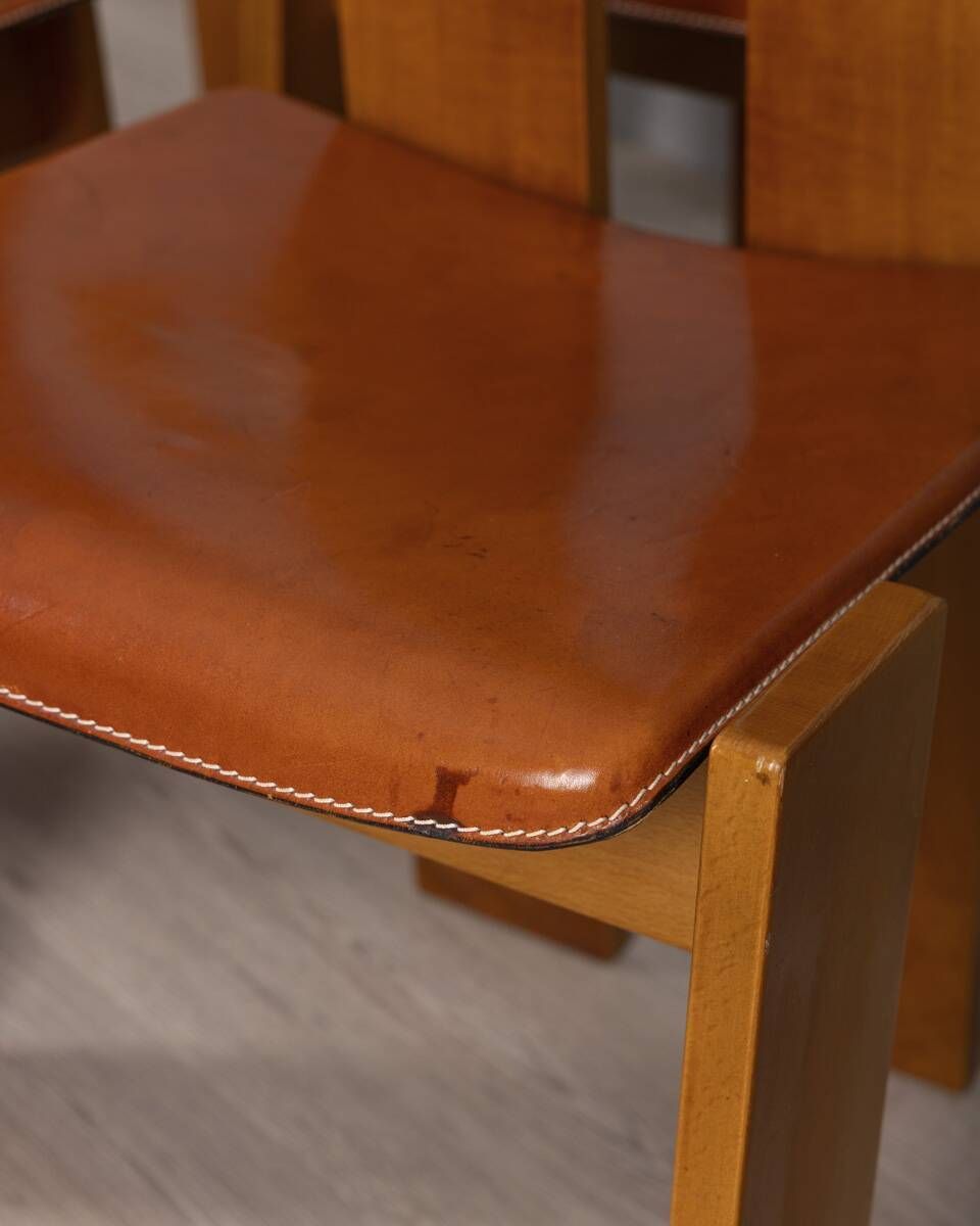 Set Of 4 Vintage 1950s Chairs In Wood And Leather, Italian Design photo for sale