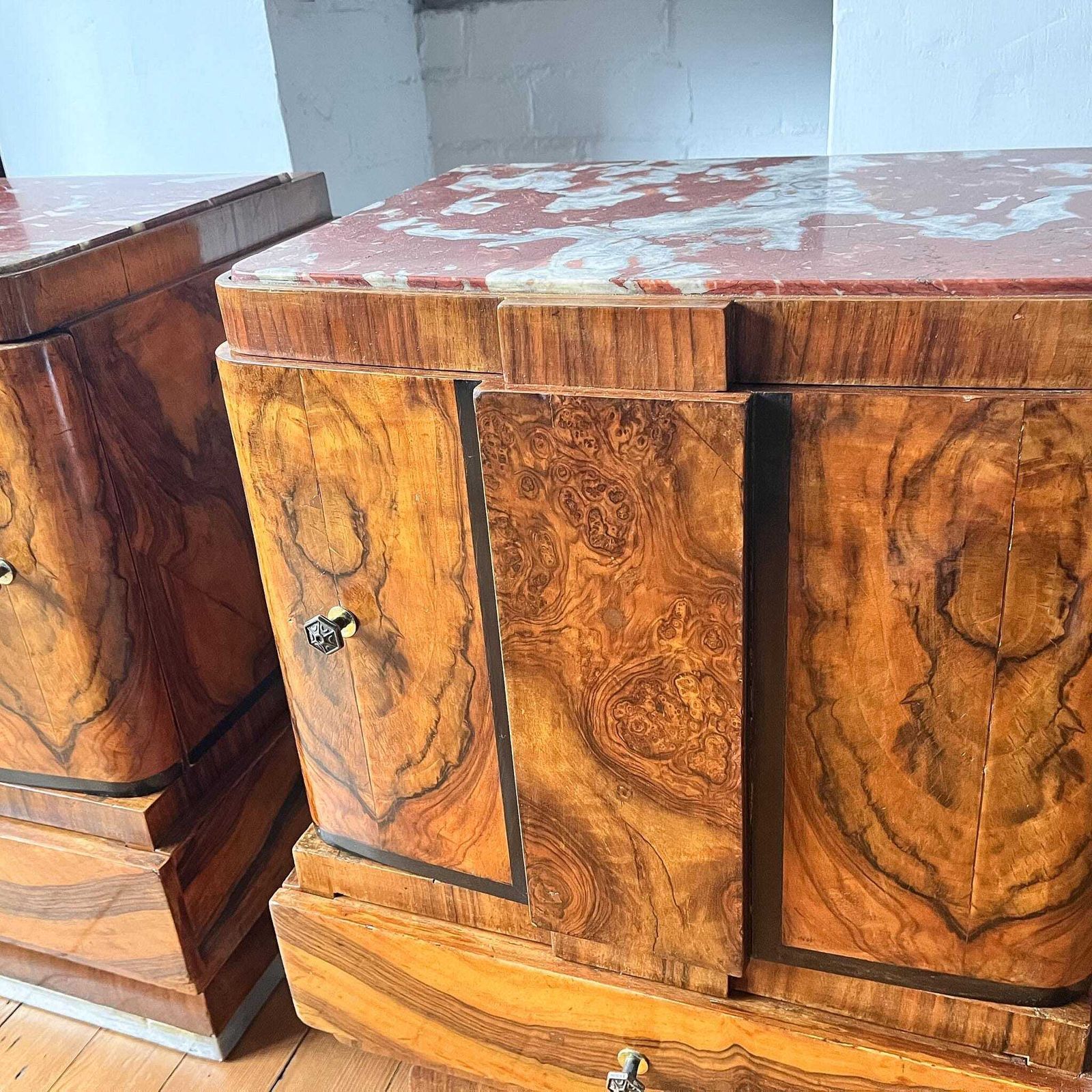 Pair Of Italian Art Deco Marble Top Bedside Cabinets photo 1100.0