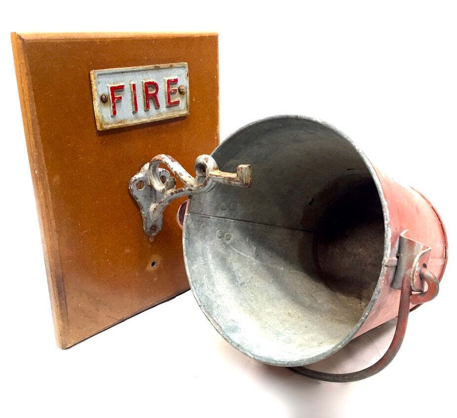 Antique Red Galvanised Fire Bucket & Handle / Original Wooden Wall Bracket Sign photo buy