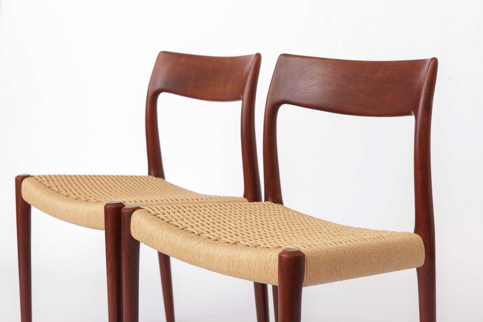 Set Van 4 Niels Møller Model 77 Stoelen – Donker Teak Met Deens Koord, Jaren 1950, Deense Mid Century Eetkamerstoelen photo buy