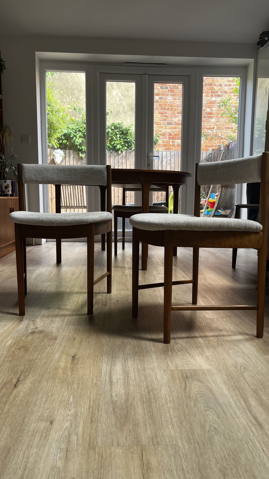 Mid Century McIntosh Vintage Extending Dining Table & 4 Chairs Roundette photo for sale