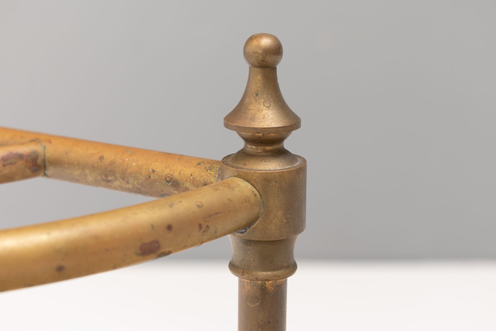Demi Lune Brass Stick Stand photo 345.0