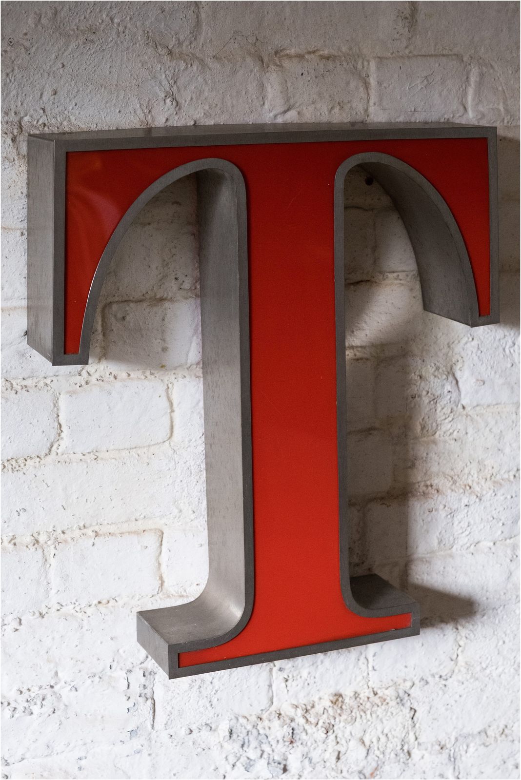 Vintage Metal & Red Perspex Letter ’T’ (978) photo buy