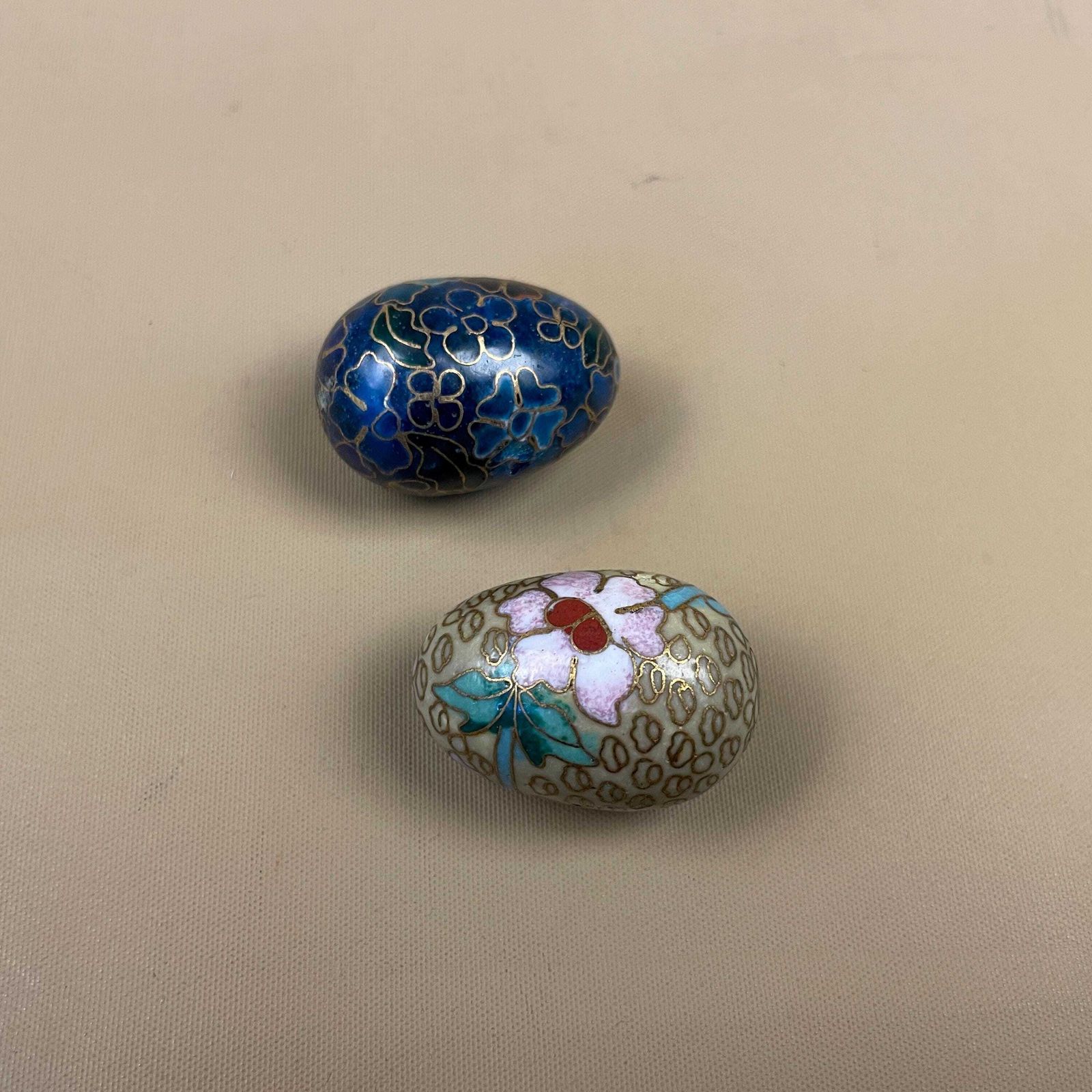 Cloisonne Decorative Eggs Pair Mini Hand Painted Floral Blue Gold Ornaments For Shelf Bowl Display photo vinterior