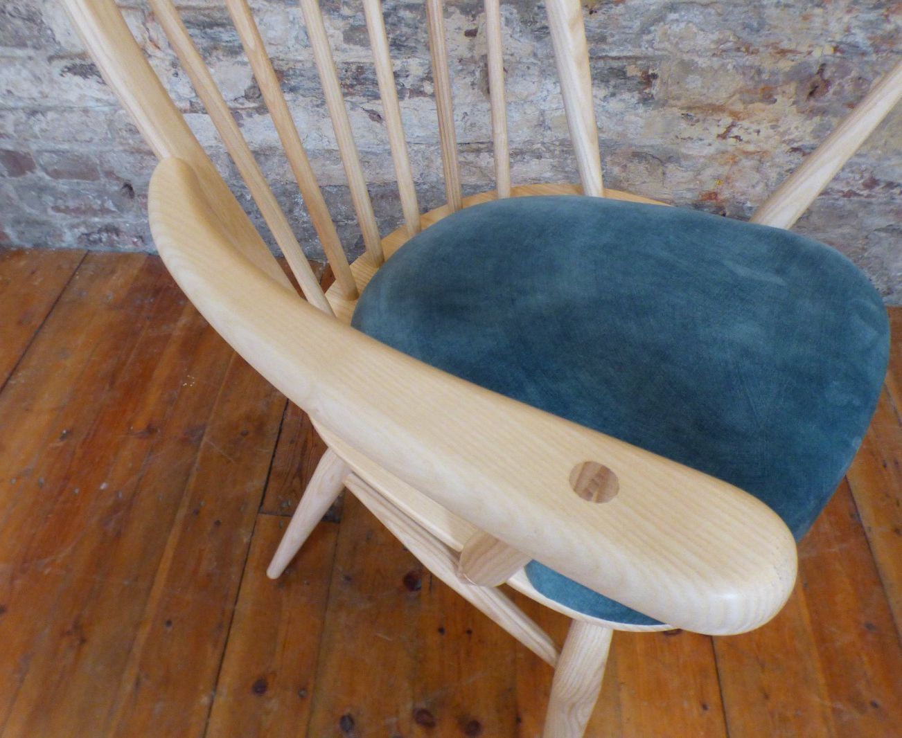 Furniture Four Modern Upholstered Windsor Blonde Ash Ercol Dining Chairs Exc Uk Delivery photo