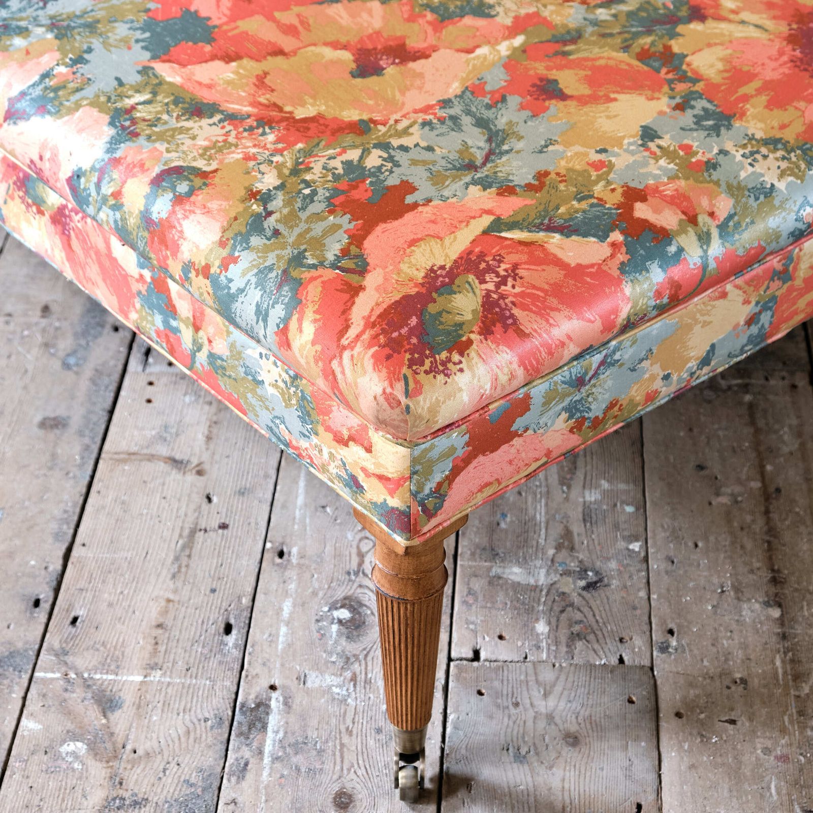 Large Country House Footstool Coffee Table photo vinterior