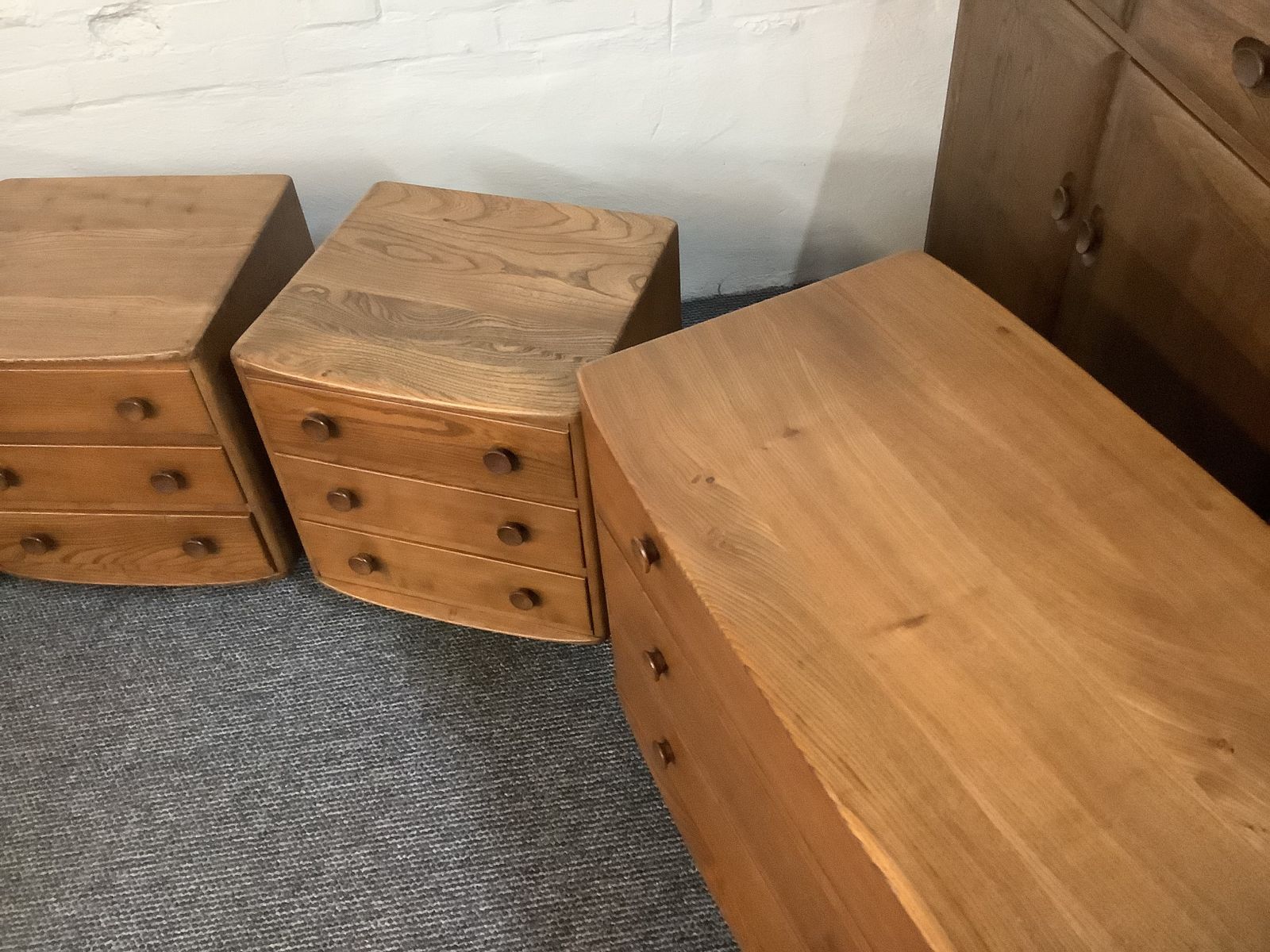 Ercol Bedroom Furniture Suite. Early Windsor Models Produced England 1956. photo 1900.0