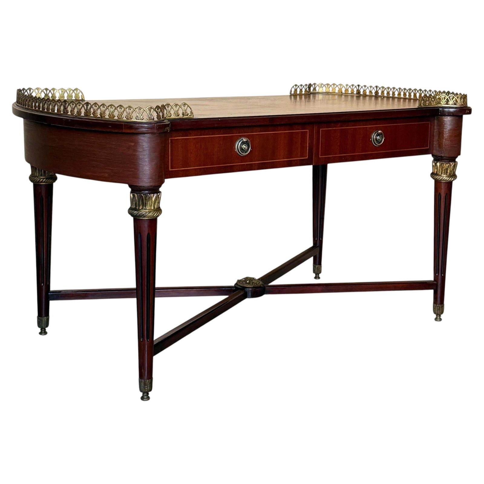 Table basse néoclassique d'époque en acajou, galerie en bronze doré