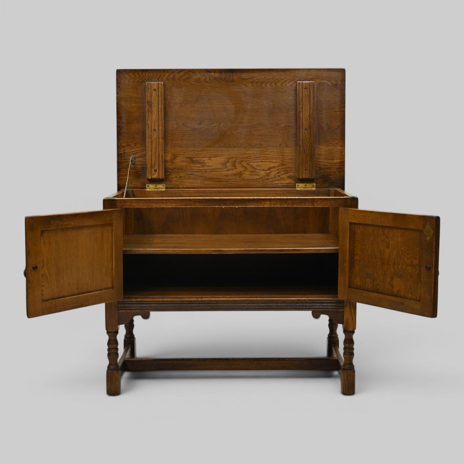 Old Charm Music Vinyl Record Player Cabinet Light Oak #1791 Free Uk Delivery photo vintage
