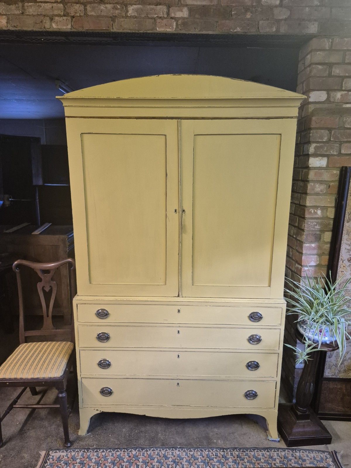 photo vinterior Fabulous C1820 Rustic Country House Yellow Regency Larder Cupboard Linen Press