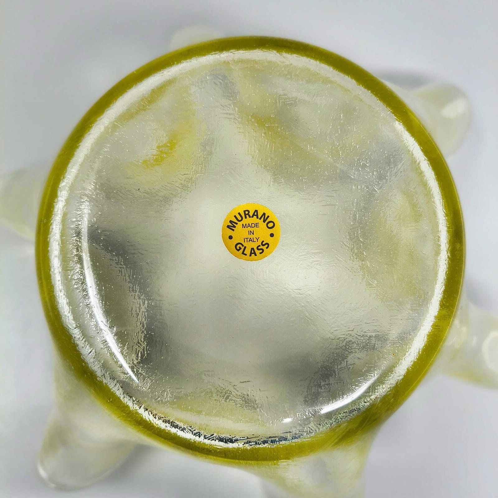 photo furniture Vase « Fazzoletto » en verre de Murano jaune par Dogi, Italie, années 1970