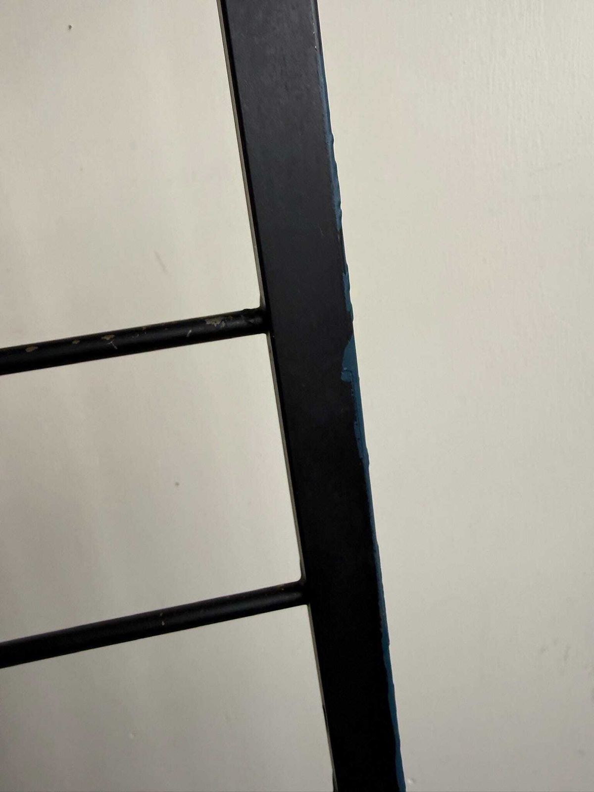 photo furniture 130cm X 35cm Black Staples Ladderax Ladder Small One Foot Lean To (04a)