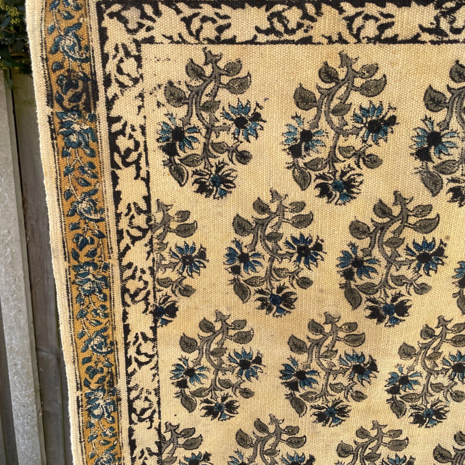 Hand Printed Floral Runner Rug Cream Pale Yellow Cotton Indian Block Print Long Hallway Rug Vintage Accent Entryway Hallway photo vinterior