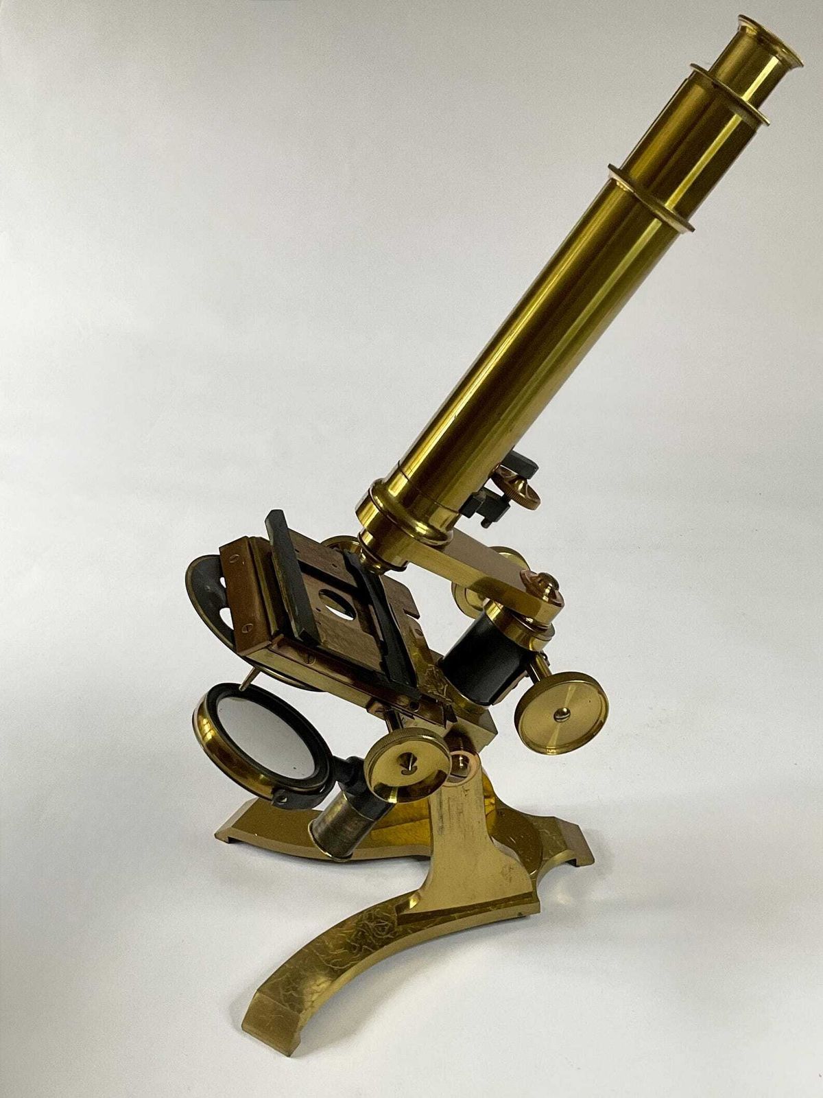 1250.0 Prachtige Victoriaanse messing microscoop in koffer, James Parkes & Son, Birmingham - ca. 1860-1870. photo