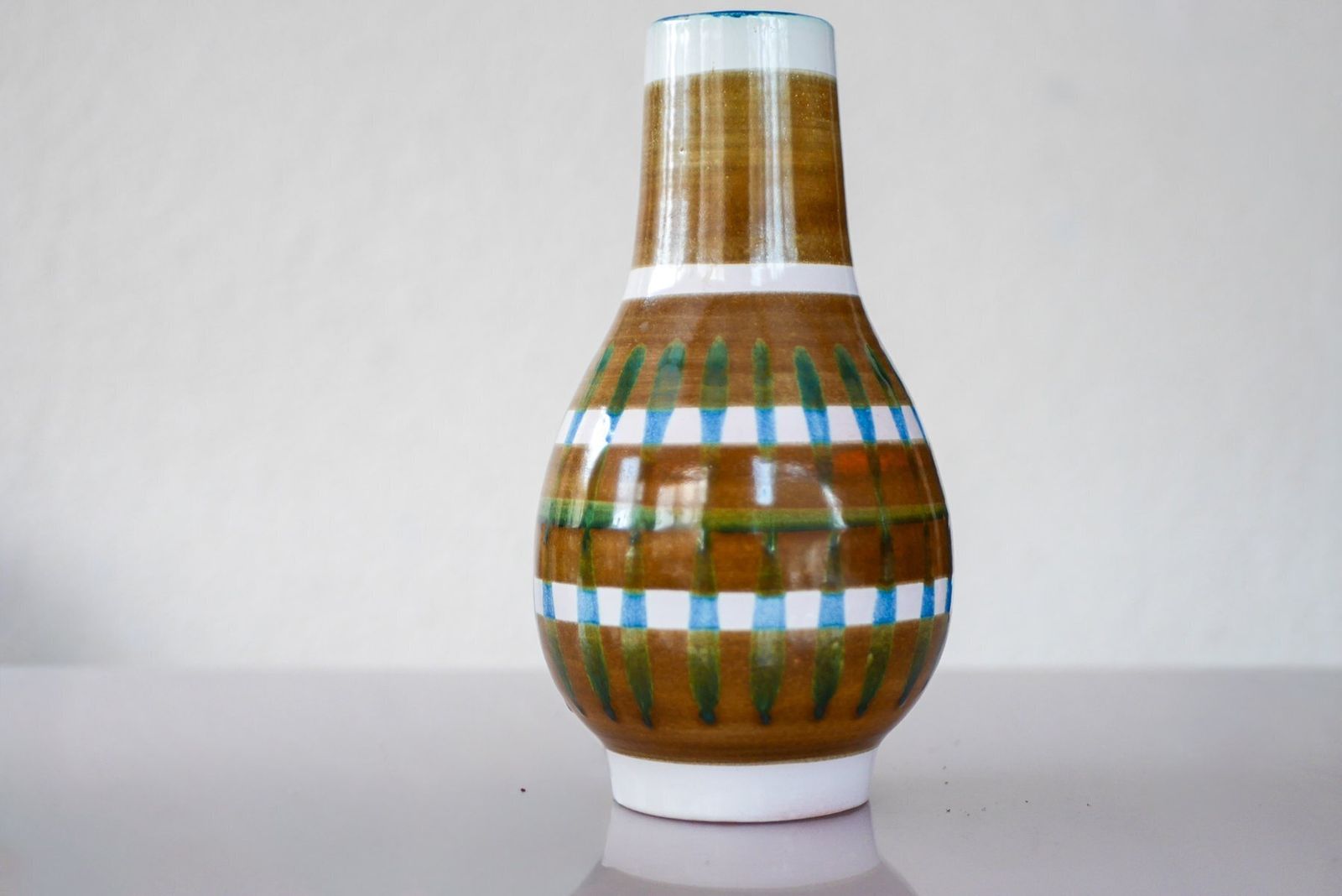 Vase Faenza par Ingrid Atterberg pour Upsala Ekeby, Suède, 1960 photo Décoration