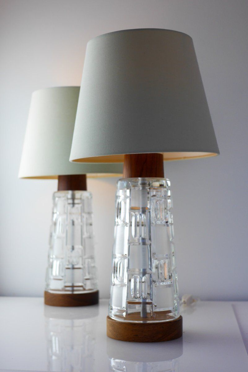 Mid-Century Modern Scandinavian tafellamp van teakhout en glas, set van 2 photo vinterior