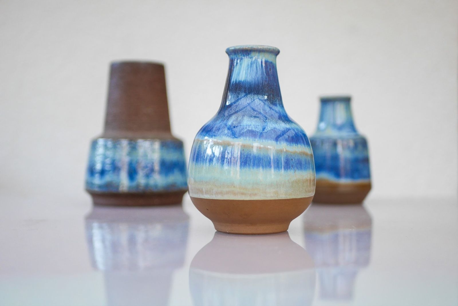 Vases en céramique mid-century modern par Michael Andersen, années 1960, lot de 4 photo Décoration