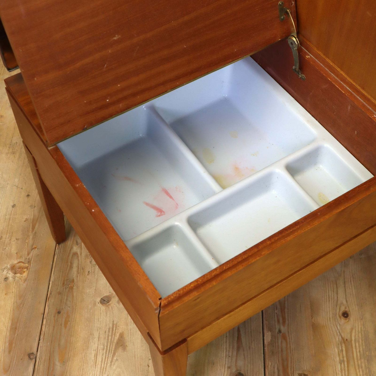 photo for sale Mid Century Uniflex M Range Vanity Unit