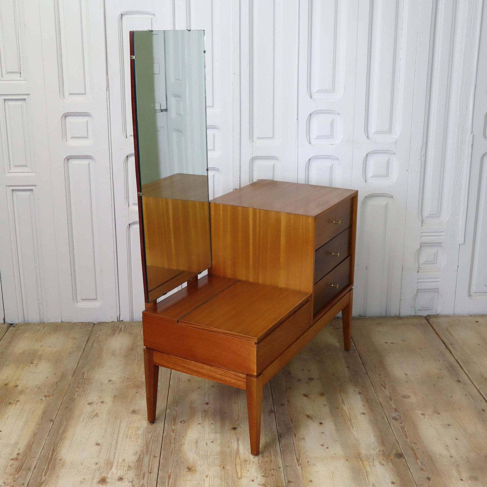 Mid Century Uniflex M Range Vanity Unit photo for sale