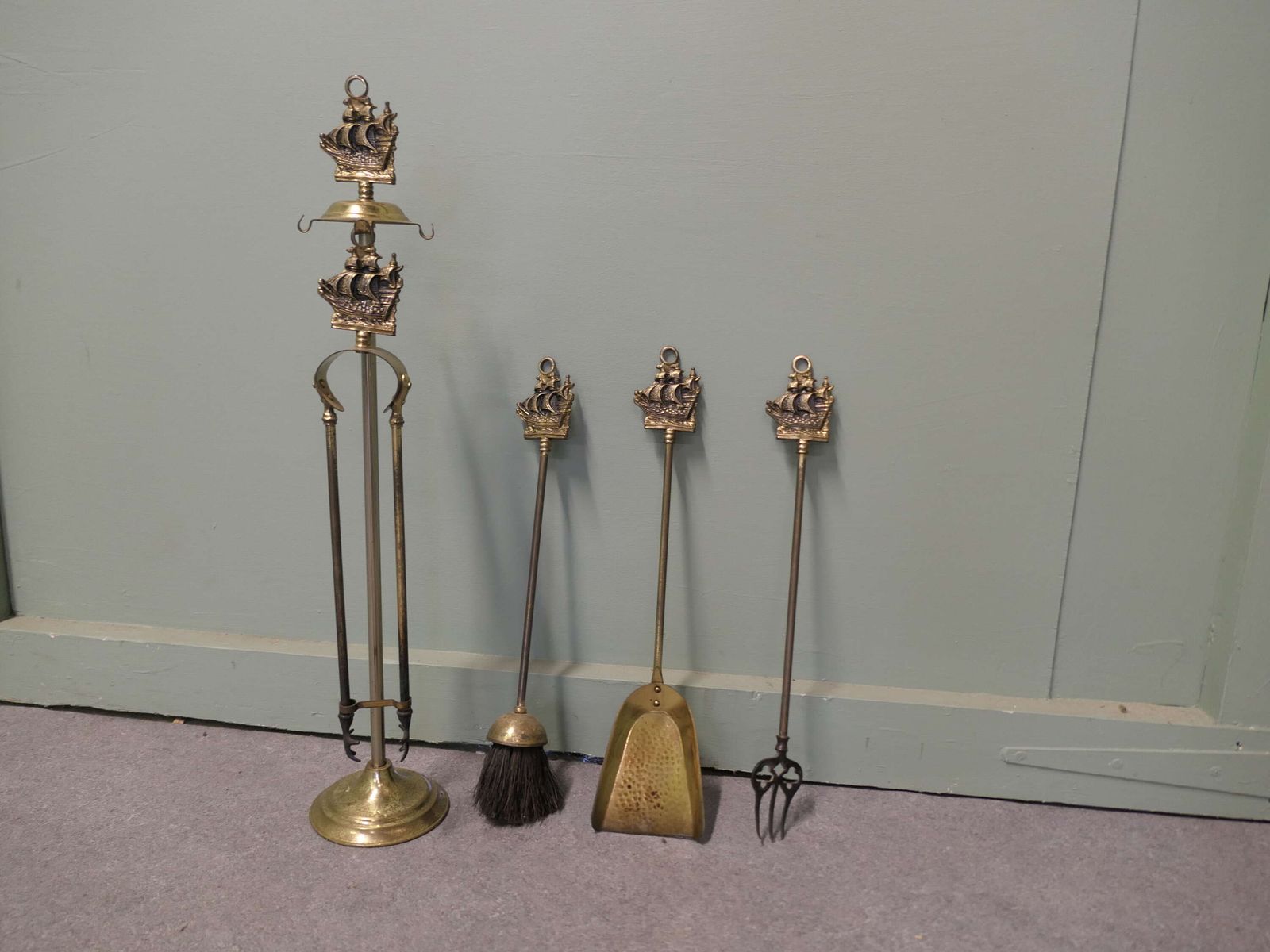Brass Fireside Companion Set, Cutty Sark This Is An Attractive Set On Its Own Stand, photo furniture