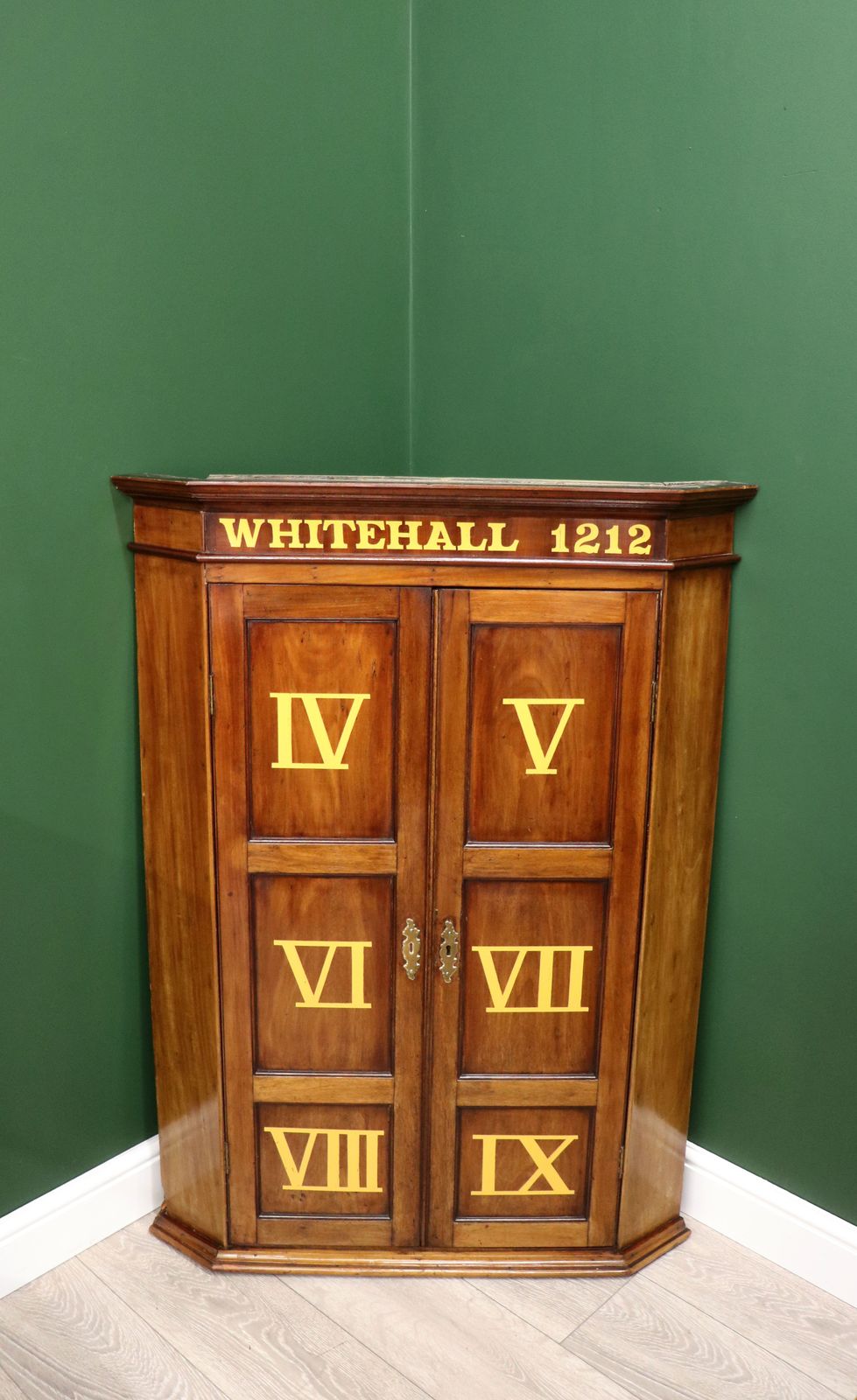 A Lovely George III Mahogany Wall Mounted Corner Cabinet. photo furniture