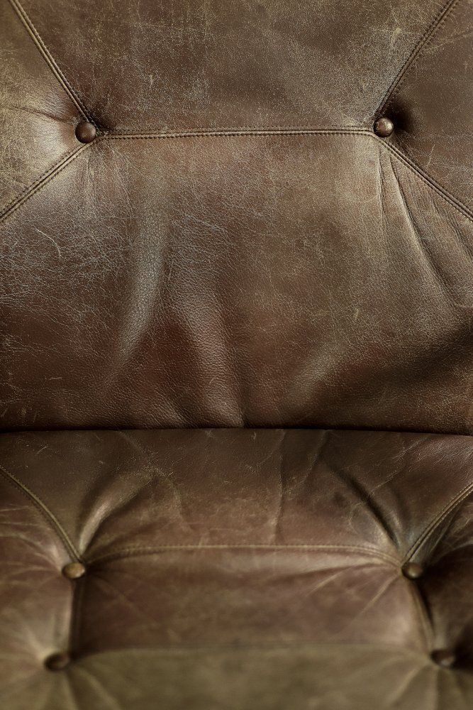 Mid-Century Deens Modern fauteuil in beukenhout en bruin leer van Farstrup Møbler, jaren 1970 photo vinterior