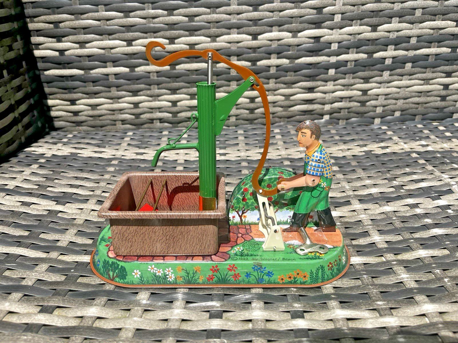 Home Decor Vintage 1999 Jw Wagner Brunn Village Well Pump German Tinplate Tin Toy Key & Box photo