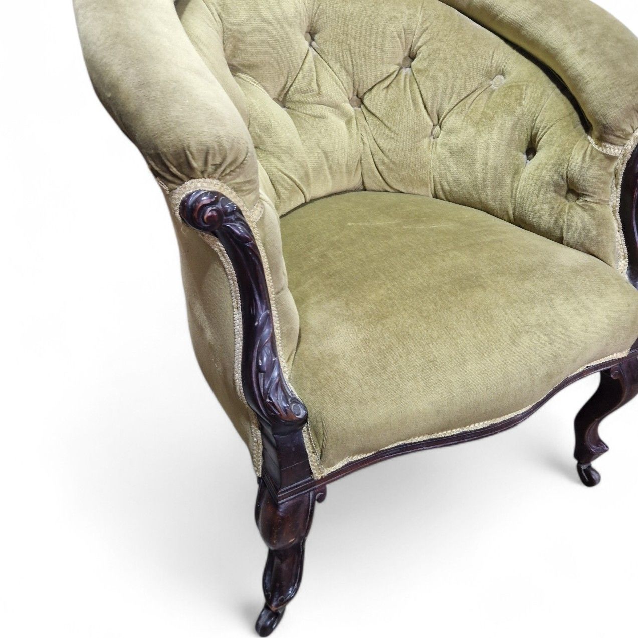 Antique Victorian Horseshoe Tub Chair Button Back Upholstered Salon Armchair photo vinterior