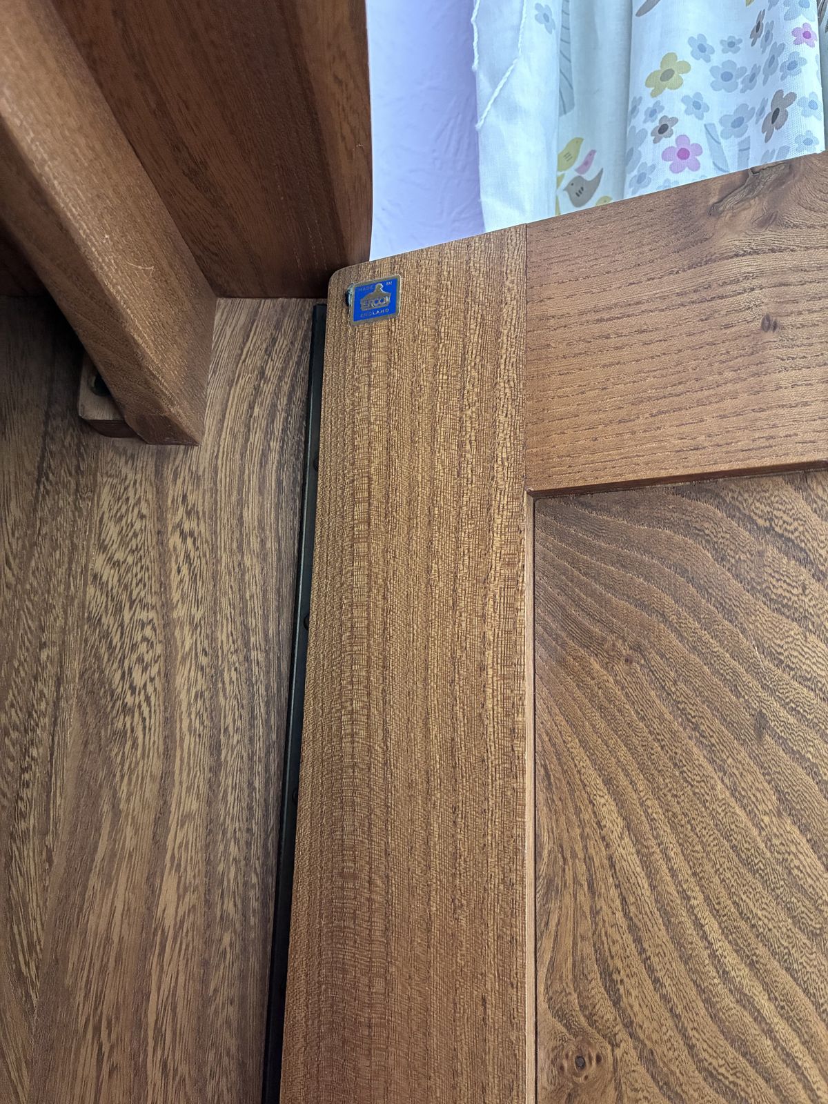 Ercol Windsor Double Wardrobe With Key photo Furniture
