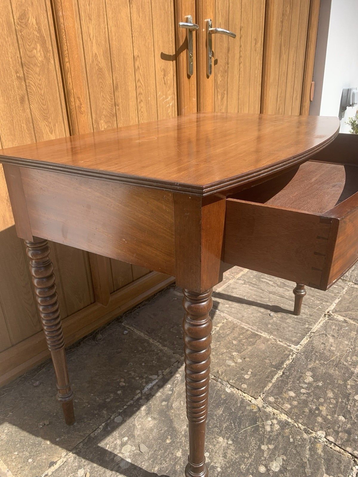 A Regency Bowfront Side Table With Bobbin Legs. photo 604.0