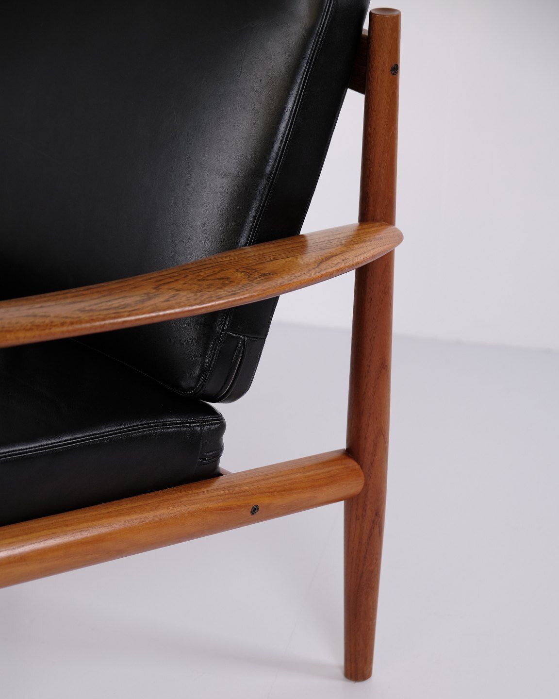 Armchair By Grete Jalk For France & Søn In Teak And Black Leather, 1960s photo buy