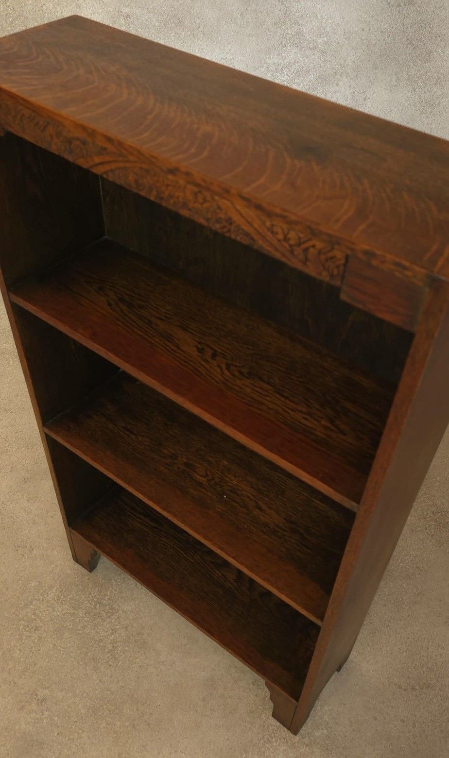 photo furniture Antique Oak Arts & Crafts  Bookcase Small Bookshelf