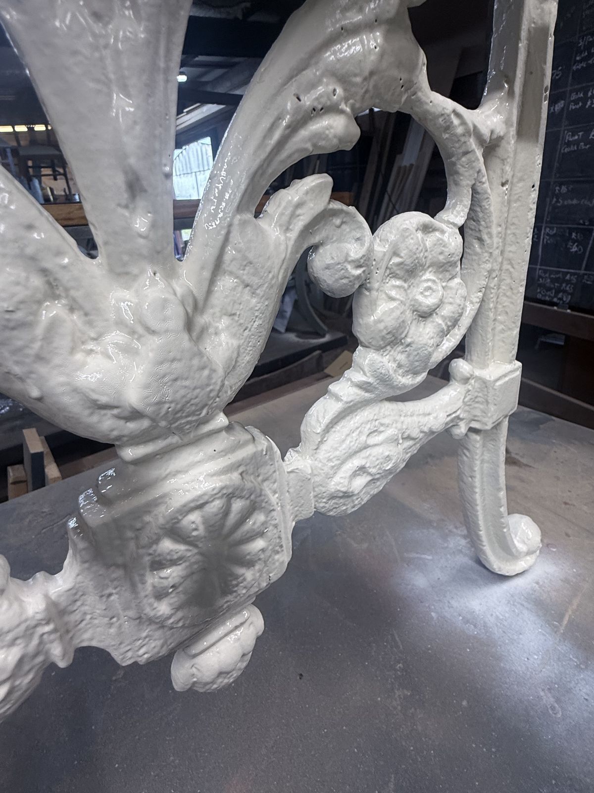 photo vinterior Coalbrookedale Ascot Original Cast Iron Garden Bench