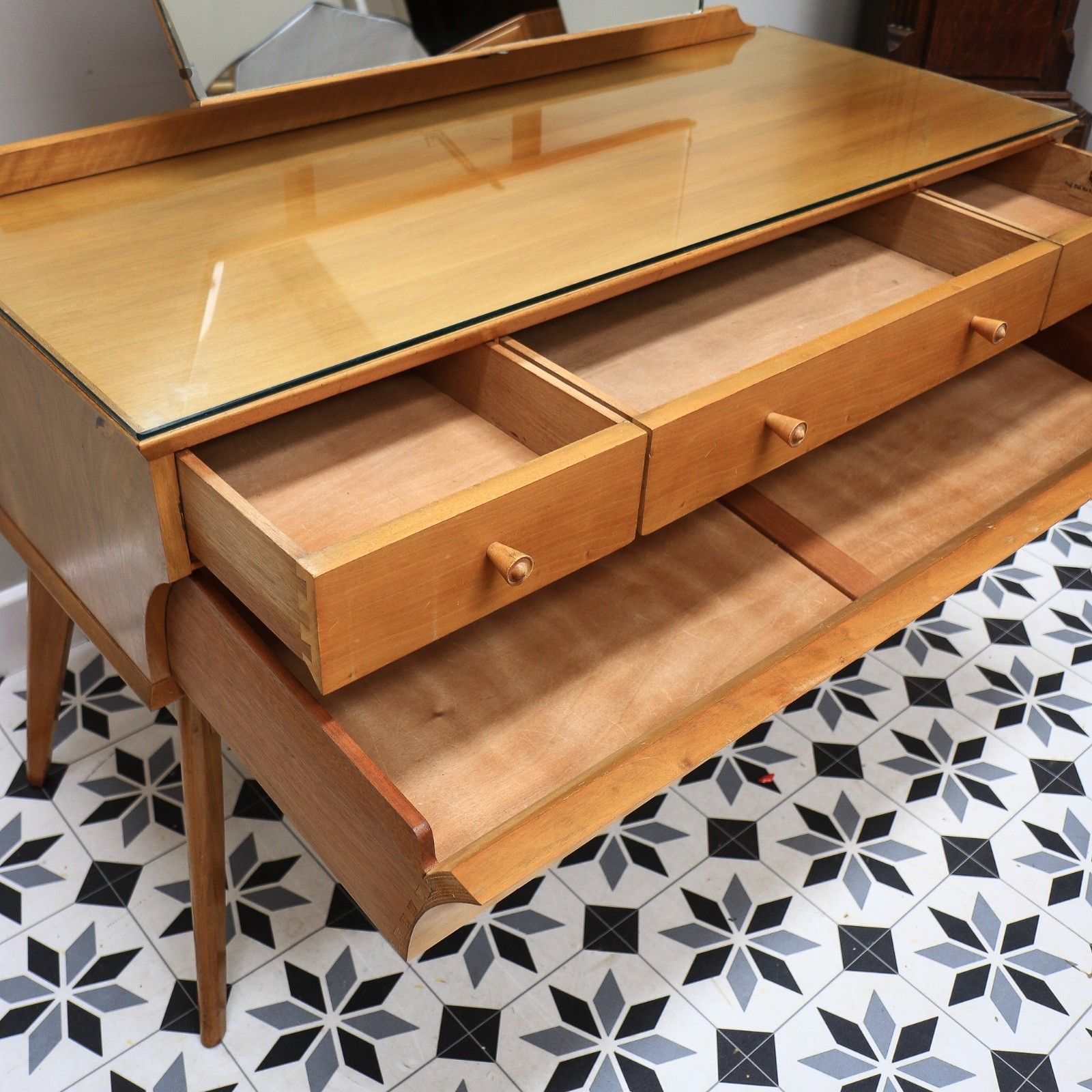 photo furniture Alfred Cox Mid Century Dressing Table In Walnut 1960s With Three Mirrors