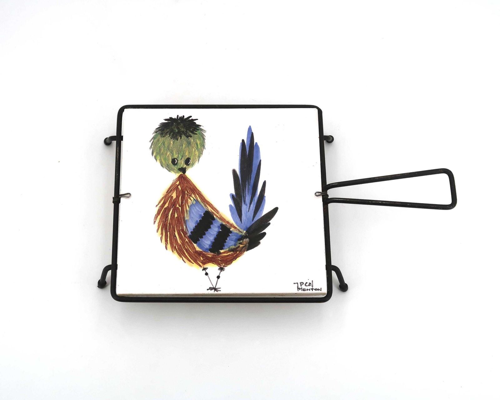 Franse onderzetter met keramische tegel van Jean Pierre Caffarelli: vogel, Menton, jaren 1960 / Woondecoratie, keuken, in de stijl van Roger Capron photo furniture