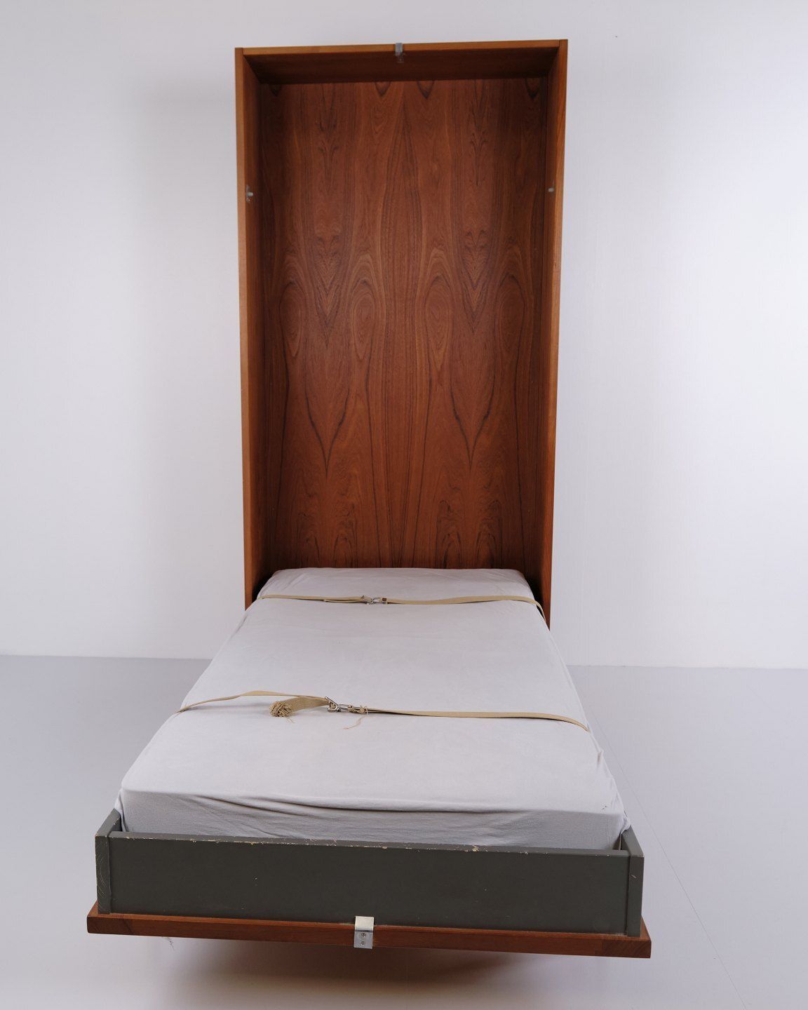 Hans J. Wegner Folding Bed In Teak For Ry Furniture From The 1960s photo vinterior