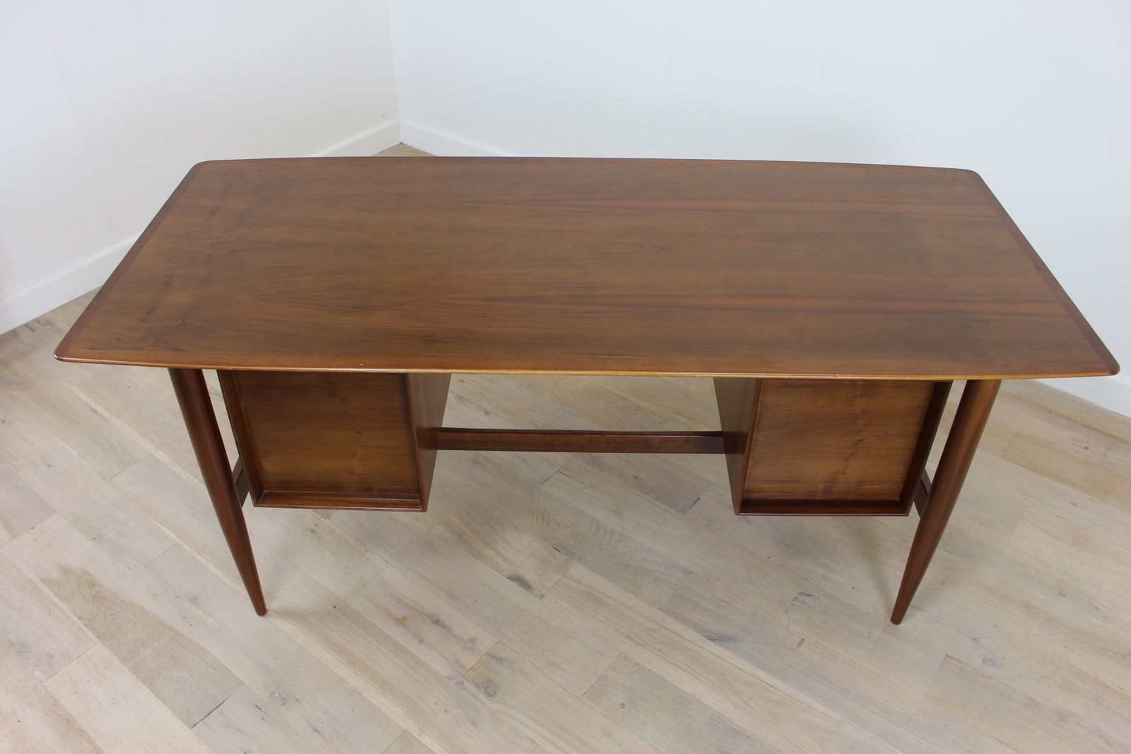 photo furniture 1950s Walnut Office Desk