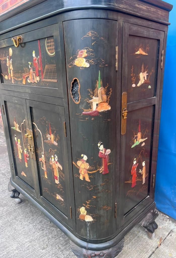 photo for sale Vintage Chinese Black Lacquer With Oriental Figures Cocktail Bar Drinks Cabinet