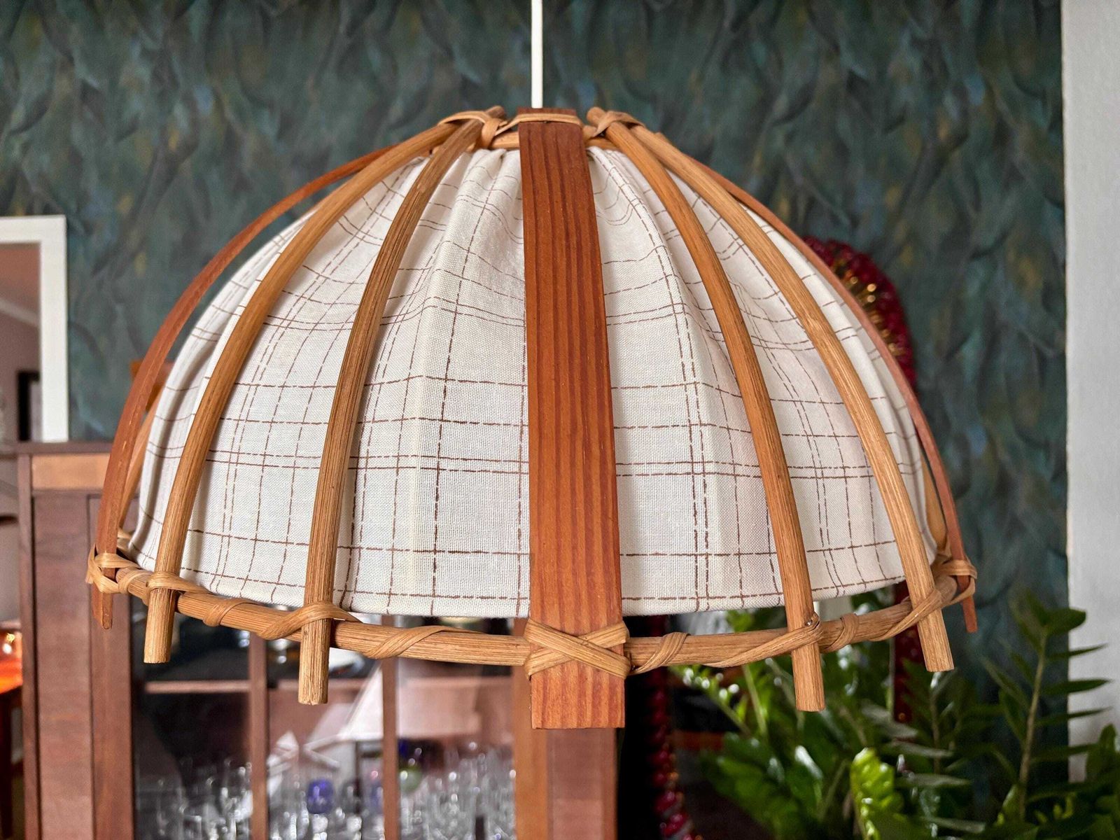 photo for sale Rotan hanglamp, Italië, jaren 1960