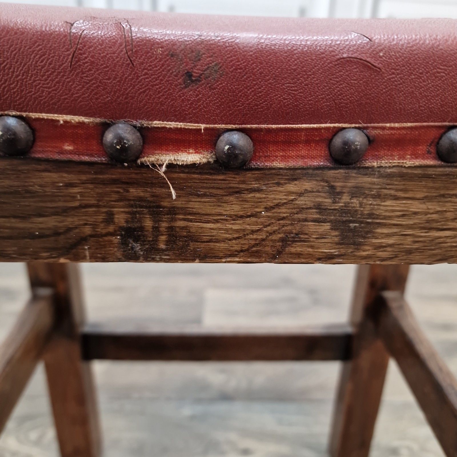 photo for sale Vintage Rustic Country Stool Kitchen Seat Piano Pub Music Retro Solid Wood
