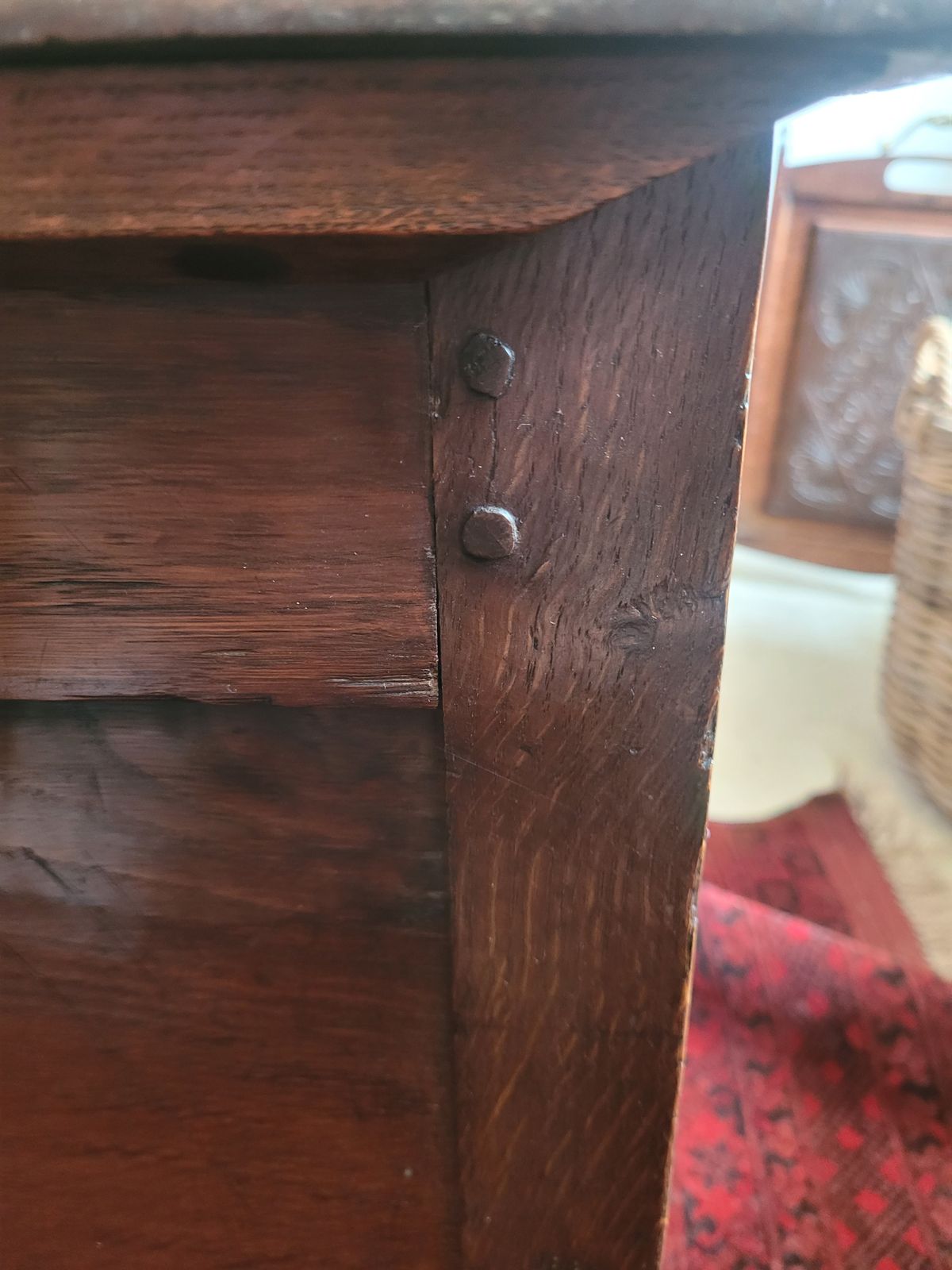 photo vintage 17th Century Dorset Oak Coffer C.1680