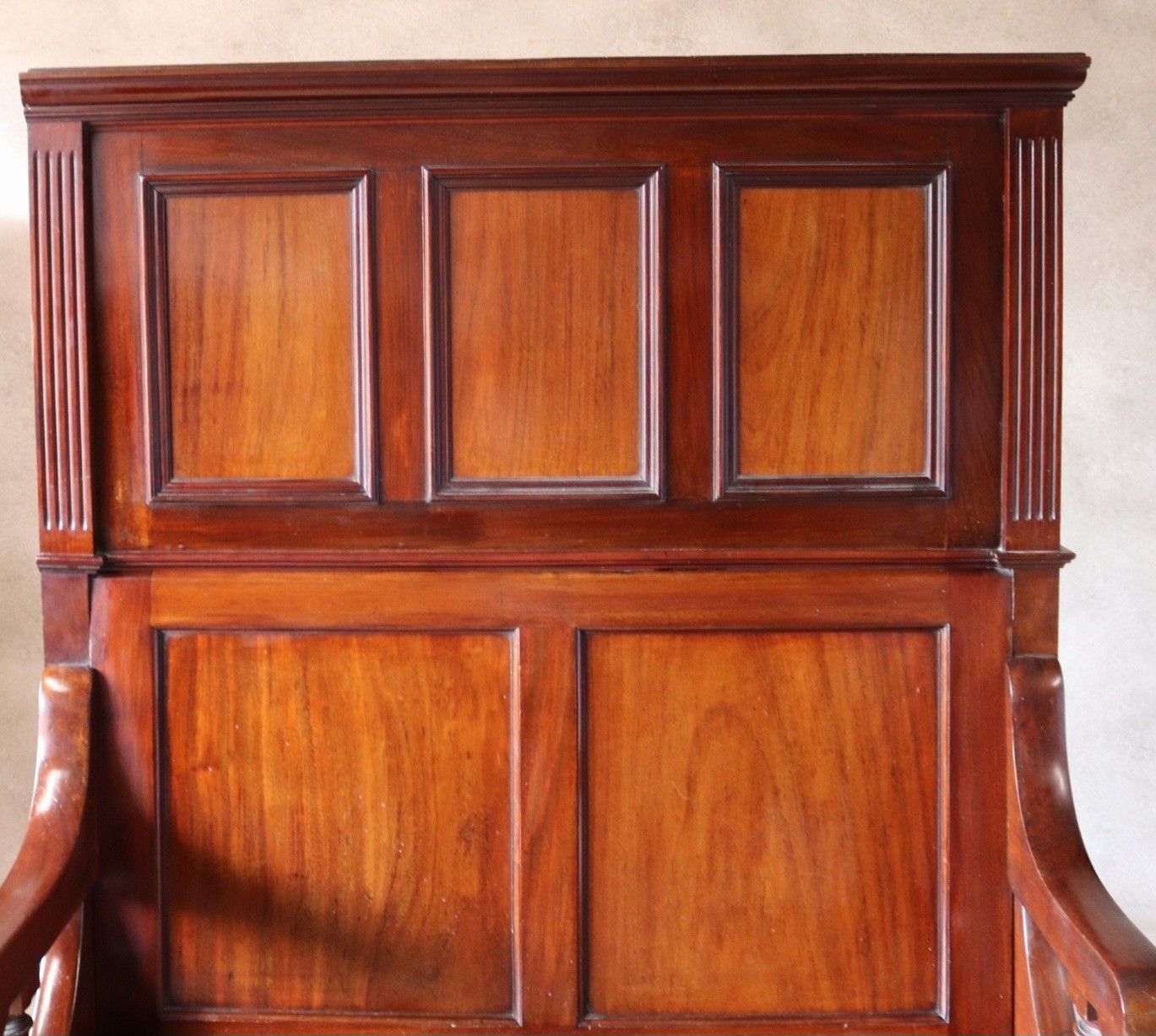 photo vintage Antique Victorian Mahogany Hall Settle Bench With Panelled High Back C.1890
