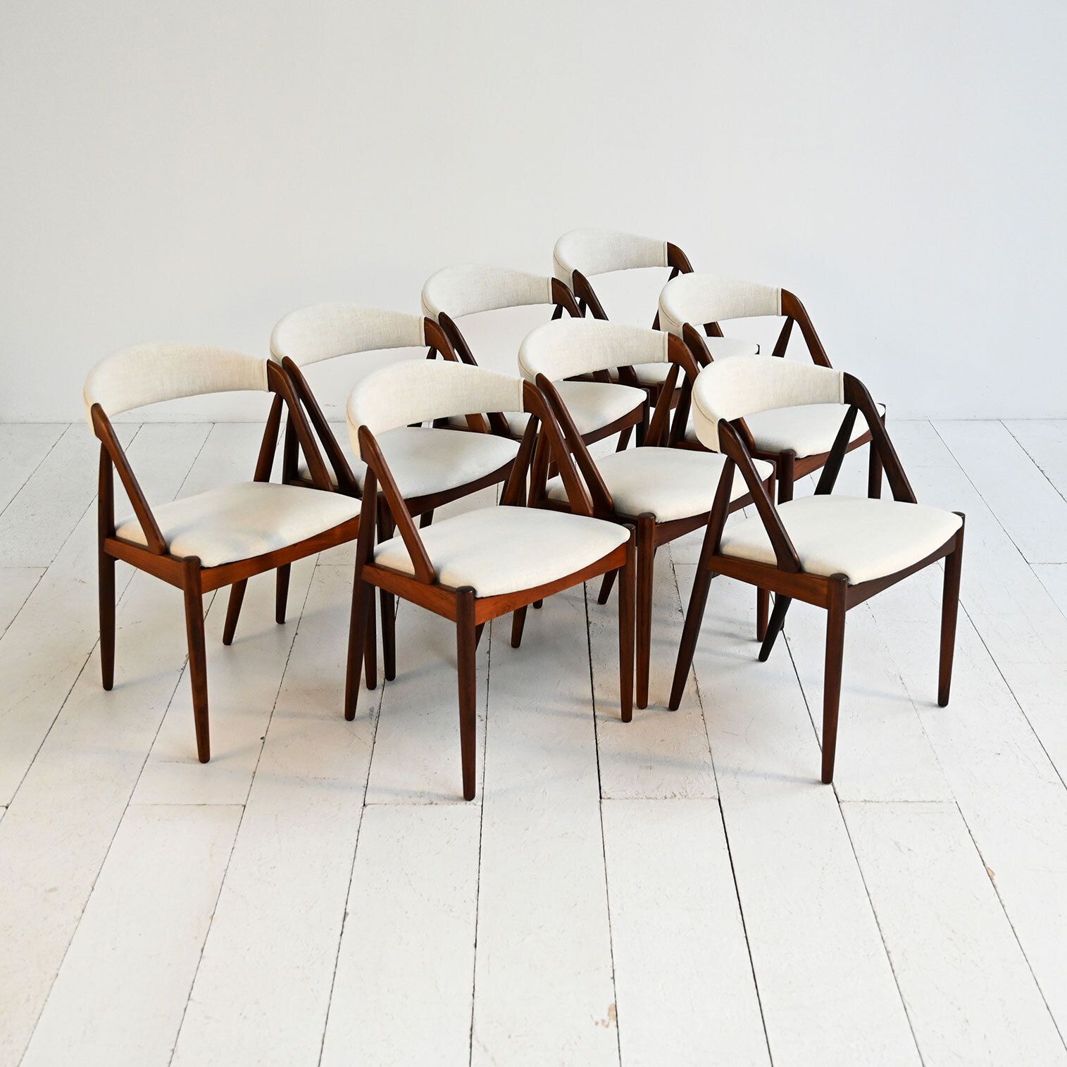 Set Van 8 Stoelen Model "31" Van Kai Kristiansen Voor Schou Andersen Møbelfabrik
