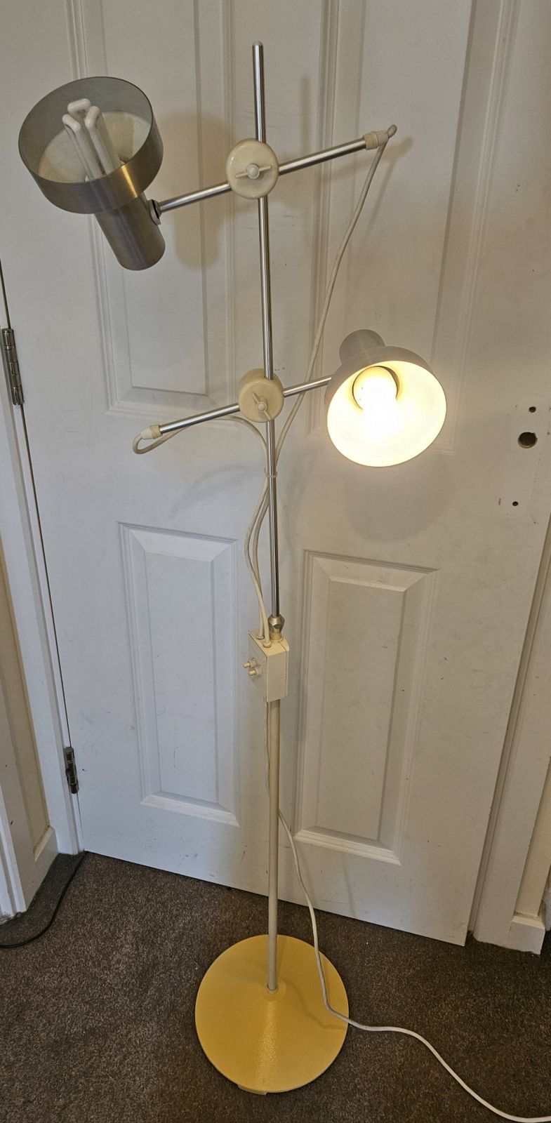 photo furniture Mid Century Vintage 1970/80's Adjustable Twin Floor Spot Lamp.