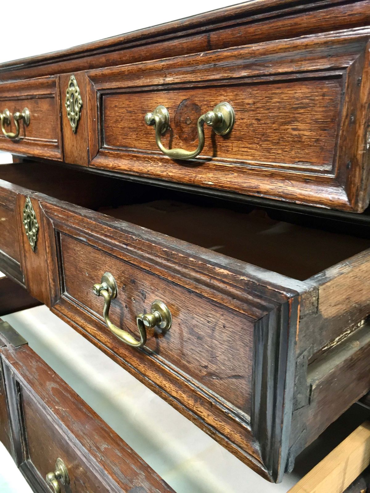 485.0 Antique 18th / 17th Century Oak Wooden Chest Of Drawers Storage Cabinet C.1700 photo