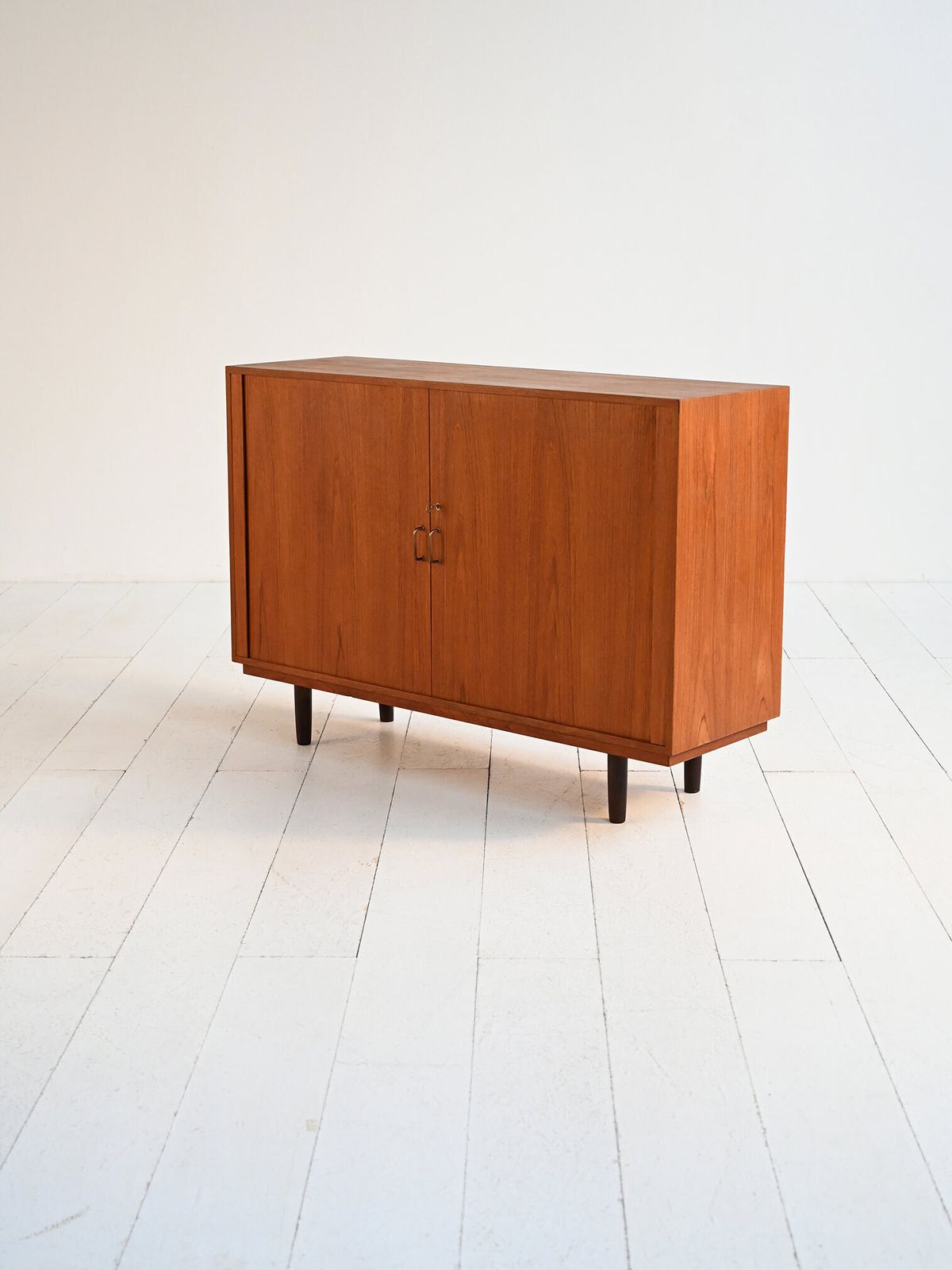 Scandinavisch teakhouten highboard, ca. jaren 1950 photo vinterior