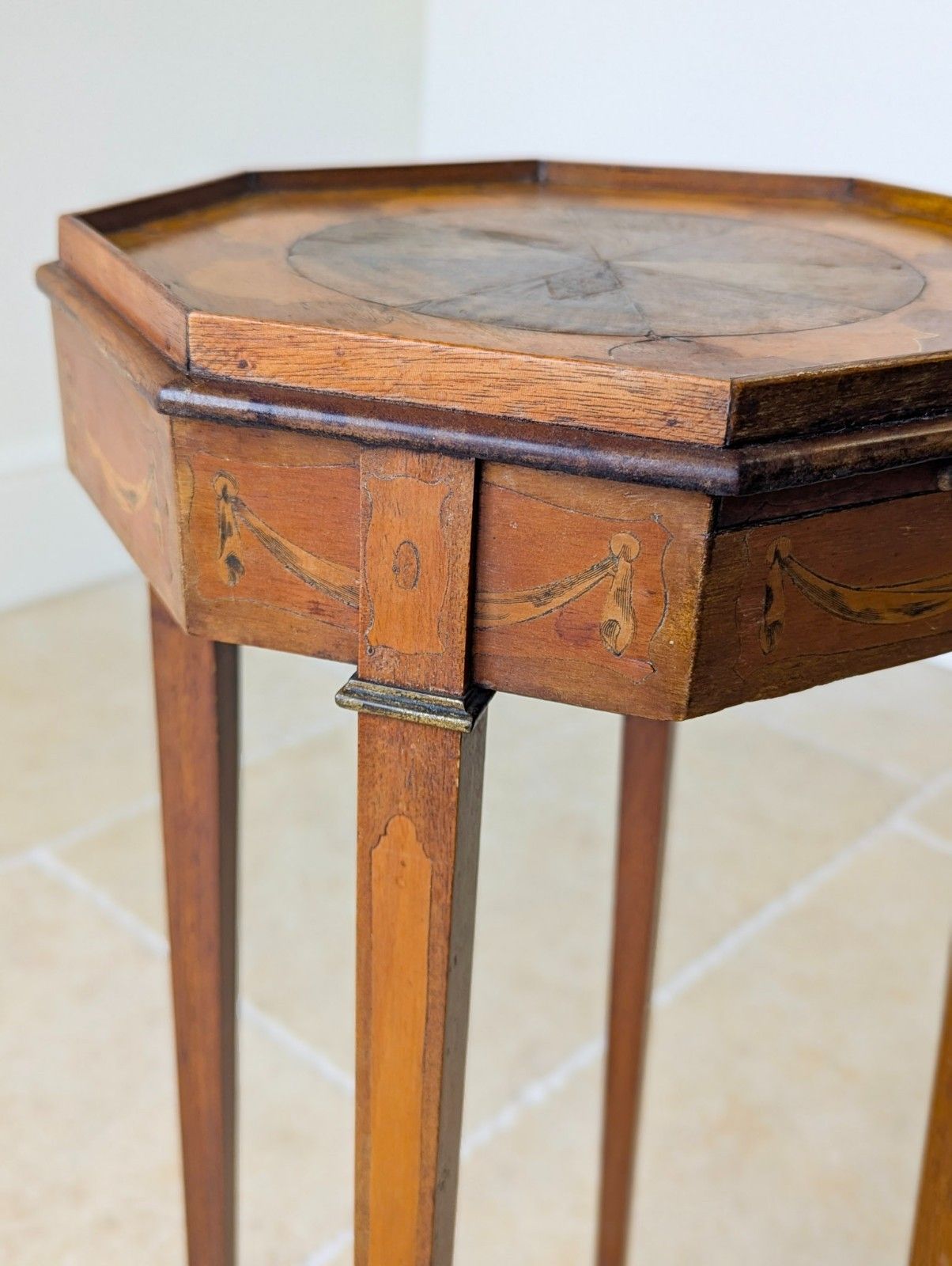 Antique Georgian Mahogany Octagonal Sheraton Urn Stand C.1780 photo 1150.0